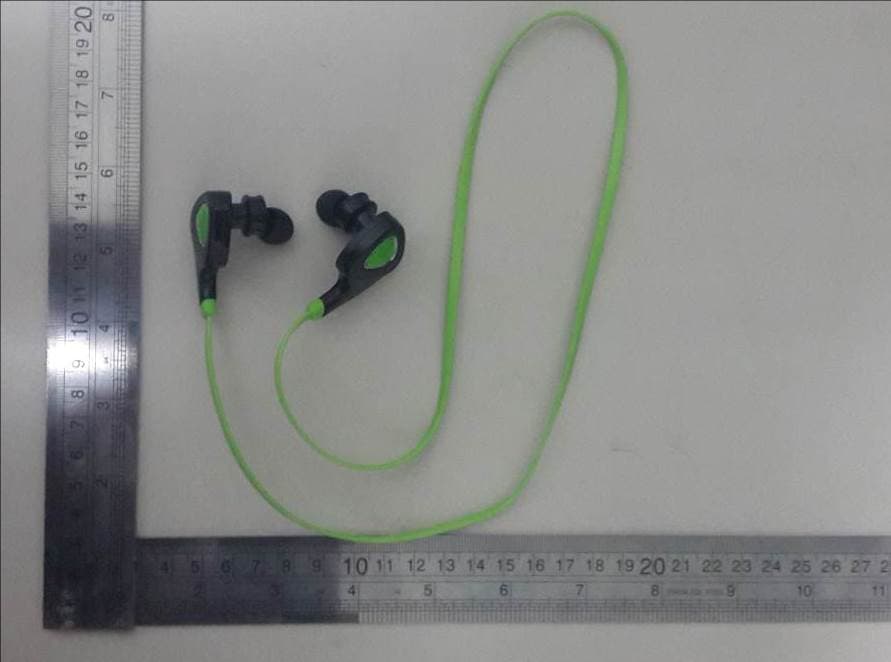 Bluetooth Headset - FCC ID VO8-Q5 - GuangZhou LIWEI Electronics, LTD (2)