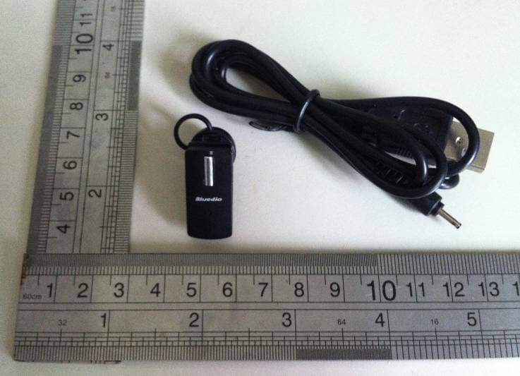 Bluetooth headset - FCC ID VO8-SBH-T9 - GuangZhou LIWEI Electronics, LTD (3)