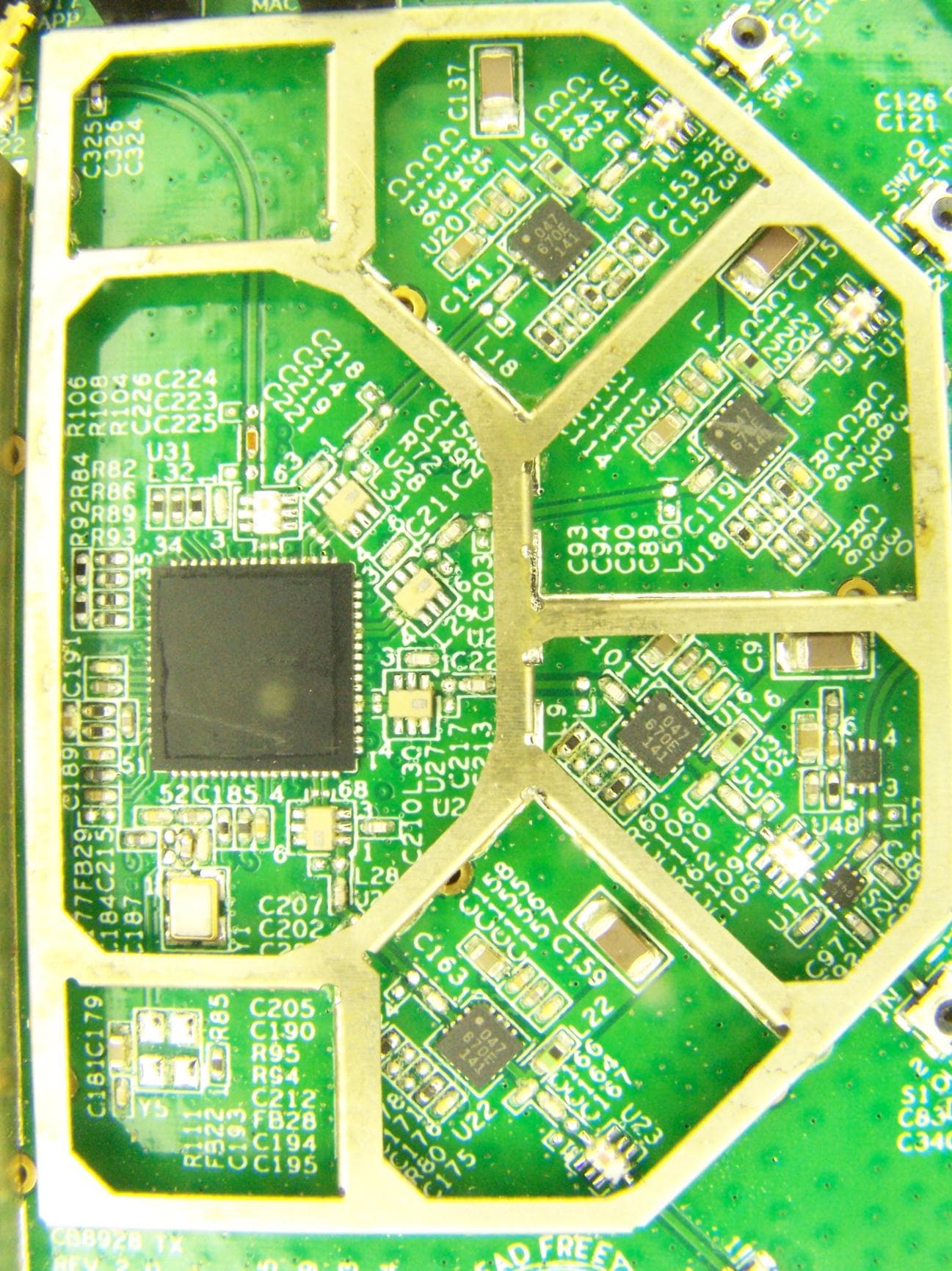 HD-SDI wireless transmitter module - FCC ID VQSAMN35254 - Amimon Ltd. (2)