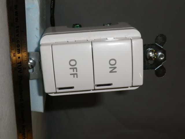 Wireless Wall Switch - FCC ID VR8-SSIINTR002 - Sensor Switch, Inc. (2)