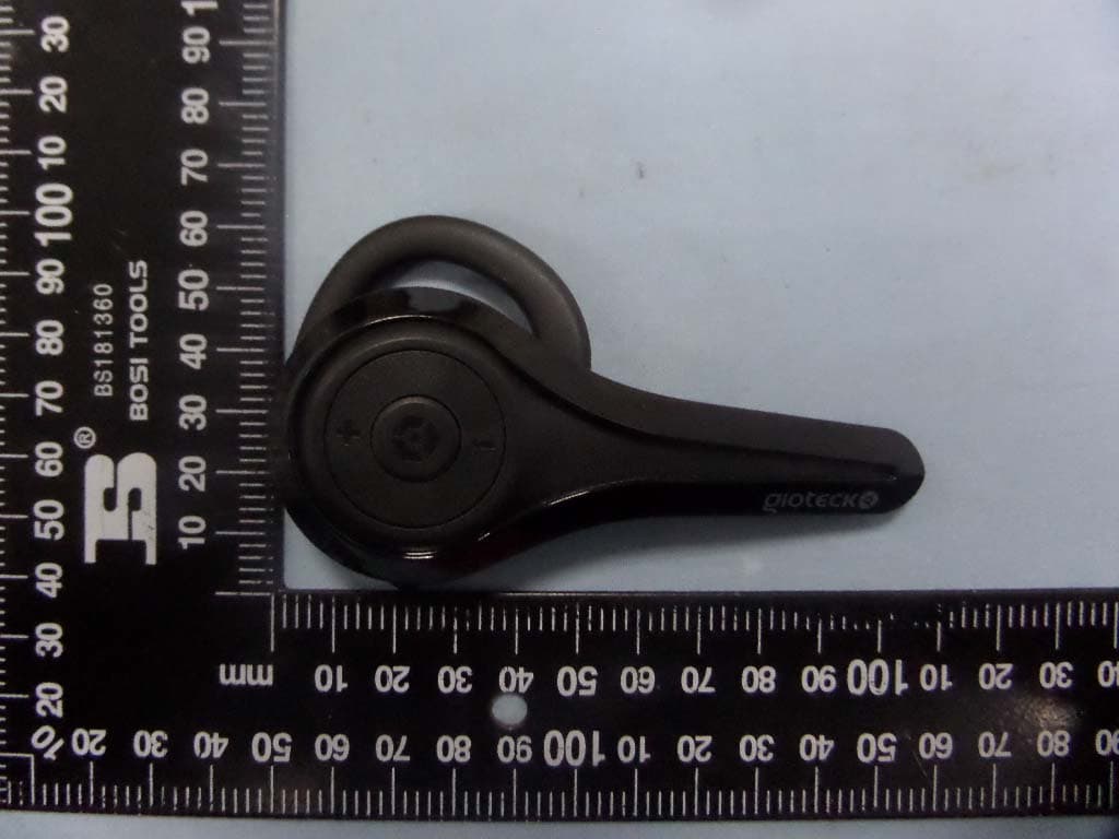 Bluetooth headset - FCC ID VS9LP1 - Good Better Best Ltd trading as Gioteck (4)