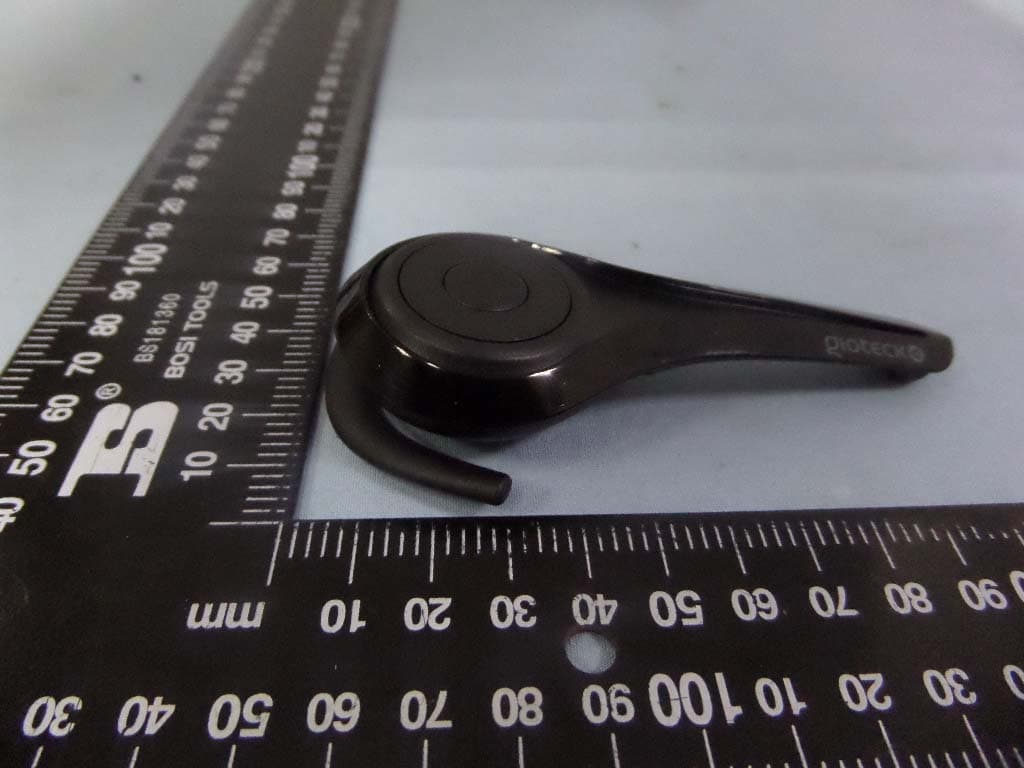 Bluetooth headset - FCC ID VS9LP1 - Good Better Best Ltd trading as Gioteck (5)