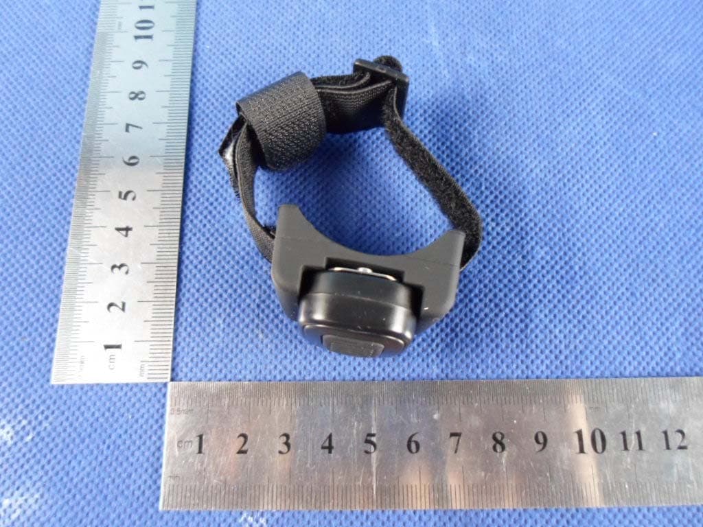 Audio Accessory with 2.4GHz Wireless PTT for Two Way Radios - FCC ID VU8WLP24 - SHENZHEN VOXTECH CO., LTD. (2)