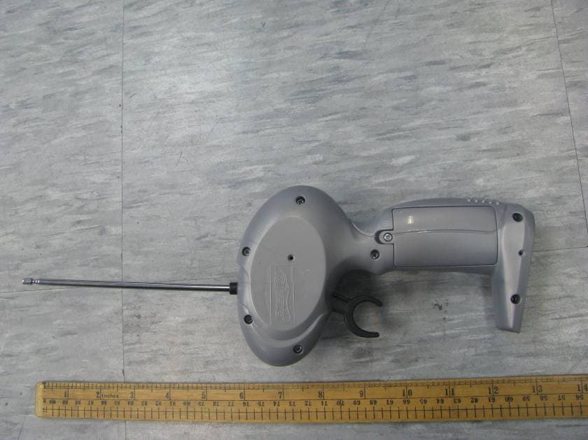 CHEVROLET SILVERADO 2500HD / FORD F-150 - FCC ID VVA2260001 - Guangdong Alpha Animation and Culture Co., Ltd. (3)