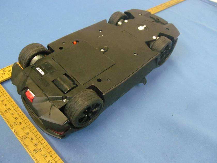 LAMBORGHINI SESTO ELEMENTO - FCC ID VVA2580005 - Guangdong Alpha Animation and Culture Co., Ltd. (4)