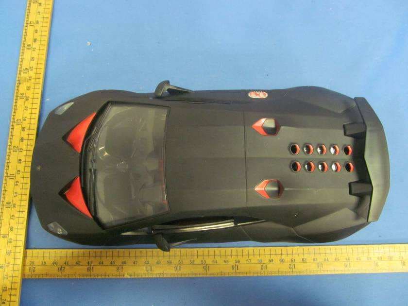 LAMBORGHINI SESTO ELEMENTO - FCC ID VVA2580005 - Guangdong Alpha Animation and Culture Co., Ltd. (3)