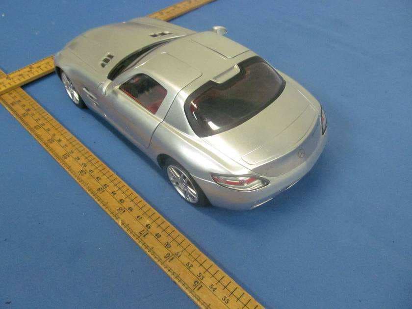 MERCEDES-BENZ SLS AMG - FCC ID VVA2580007 - Guangdong Alpha Animation and Culture Co., Ltd. (3)
