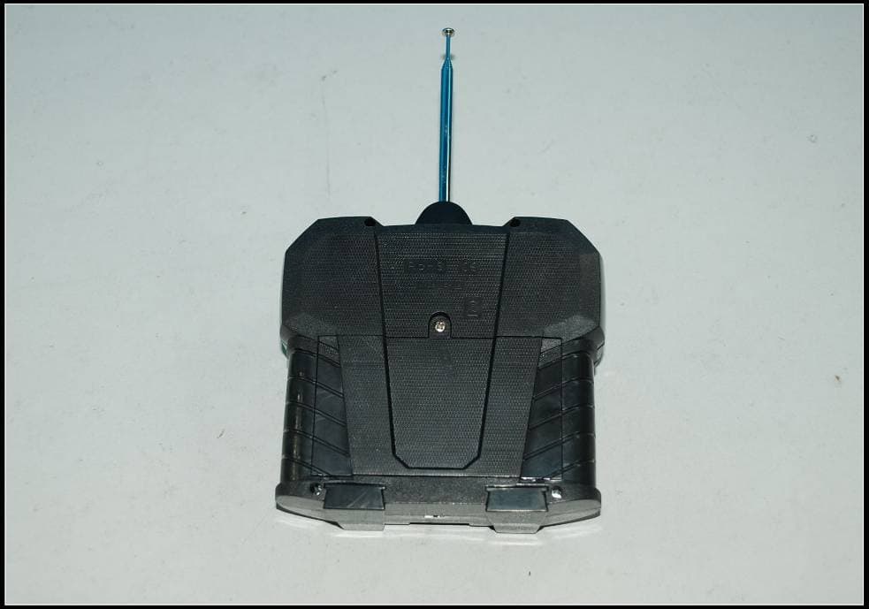 SKYROVER RC HELICOPTER - FCC ID VVA85714100002 - Guangdong Alpha Animation and Culture Co., Ltd. (2)