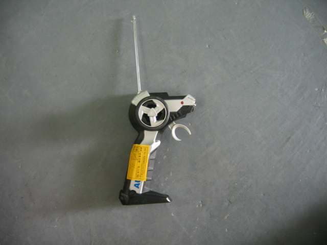 Remote Control Toy Transmitter - FCC ID VVAAD296701 - Guangdong Alpha Animation and Culture Co., Ltd. (2)
