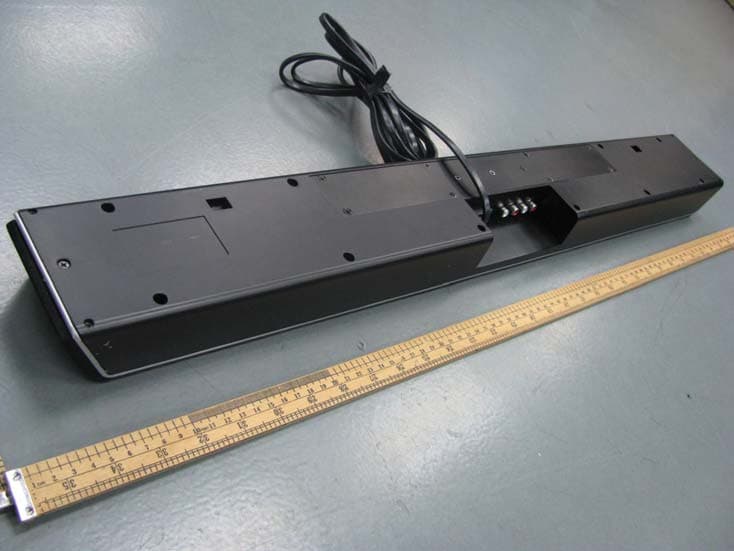 Soundbar with Wireless Subwoofer - FCC ID VWPKENWIN00005 - KENWIN INDUSTRIAL (H.K.) LTD. (2)