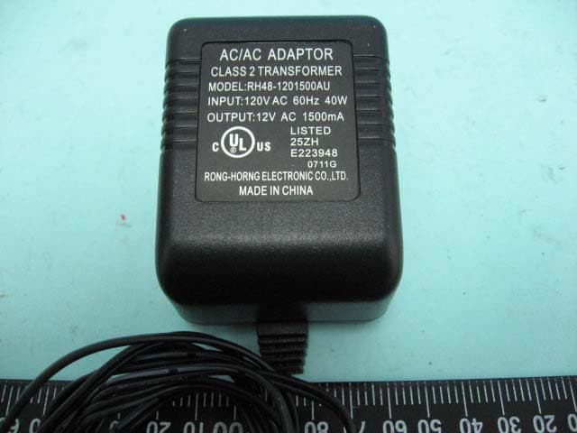 Wireless AP Router IEEE 802.11b/g - FCC ID VYTLP-9186-001 - Loopcomm Technology,.Inc. (4)