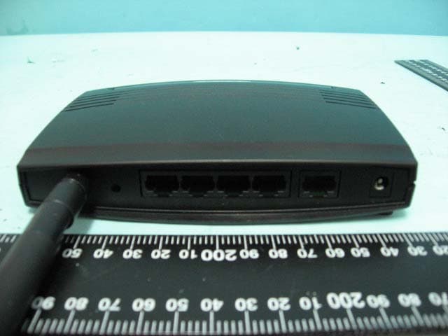 Wireless AP Router IEEE 802.11b/g - FCC ID VYTLP-9186-001 - Loopcomm Technology,.Inc. (5)