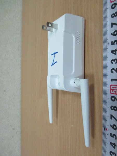 802.11 b/g/n 2.4G Indoor Wireless Smart Repeater (2T2R) - FCC ID VYTLP8696P - Loopcomm Technology,.Inc. (3)