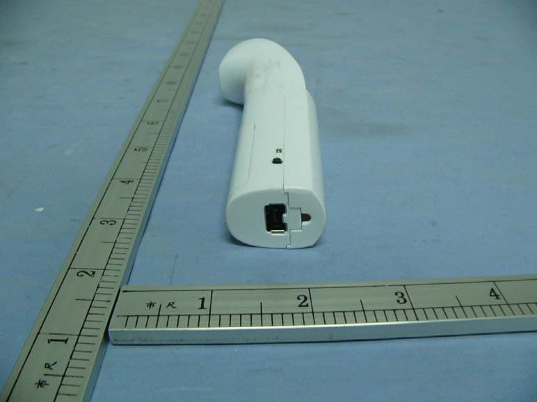 WII CONTROLLER RF CONNECTOR - FCC ID VZBCM3920080131 - ShenZhen Xinzhensheng electronics CO LTD (4)