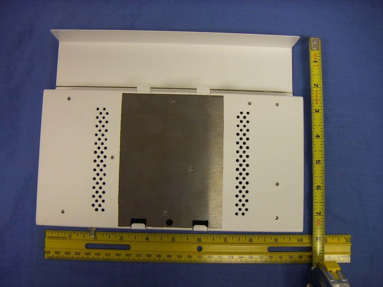 ACCESS POINT 2.4GHZ FHSS - FCC ID W22-AAP400 - Store Intelligence Inc.