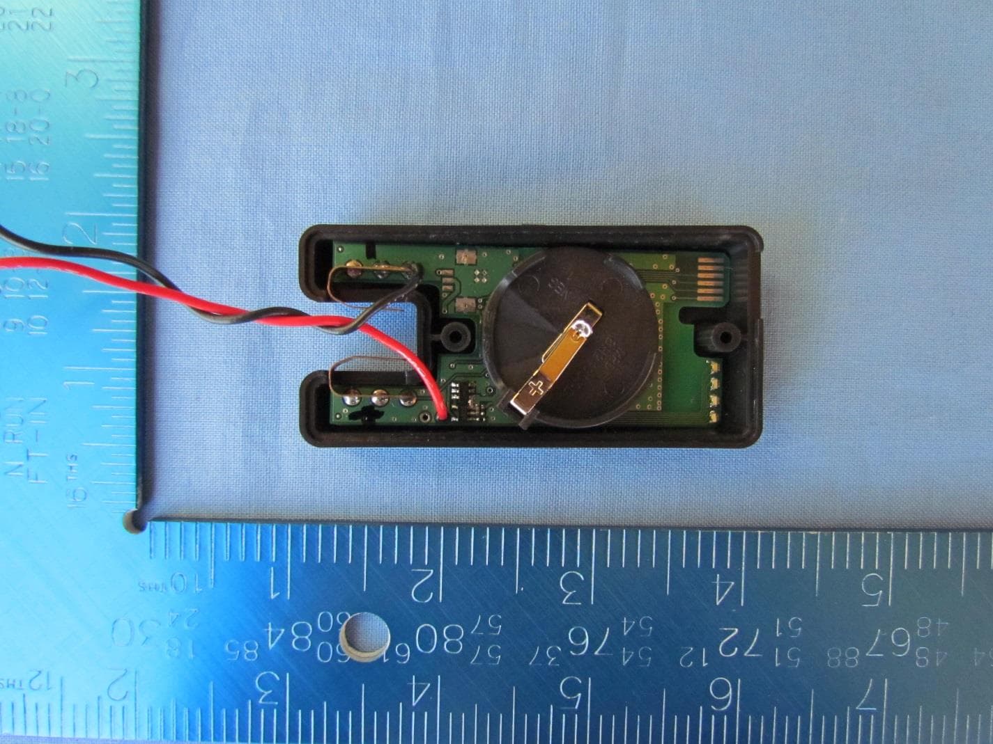 Wireless sensor for temperature monitoring - FCC ID W2E-ICHIME33 - iControl Incorporated (4)