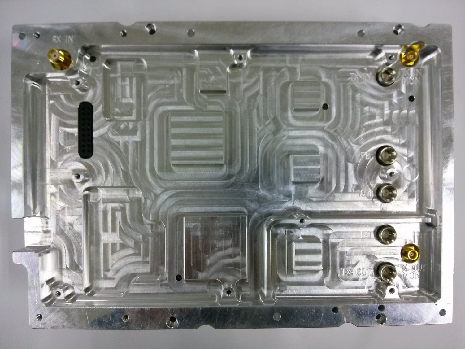 HPRD (High Power Remote Drive Unit) - FCC ID W6UNH2100A - SOLiD, Inc.