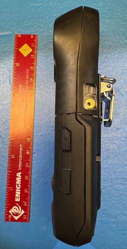 Wearable Multi-Gas Detector - FCC ID W77G8C2 - Blackline Safety Corp. (4)
