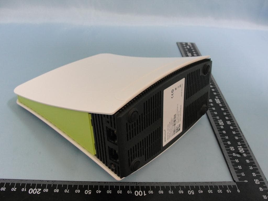 WIMAX 802.16E INDOOR IAD - FCC ID W9V-DX250-GP - Green Packet Berhad, Taiwan (4)