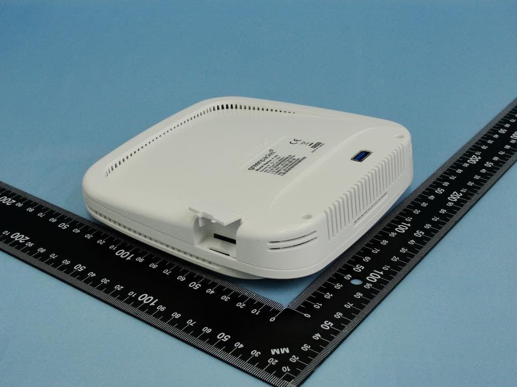 LiTE Band 7 Indoor CPE - FCC ID W9V-IF250-GP - Green Packet Berhad, Taiwan (3)