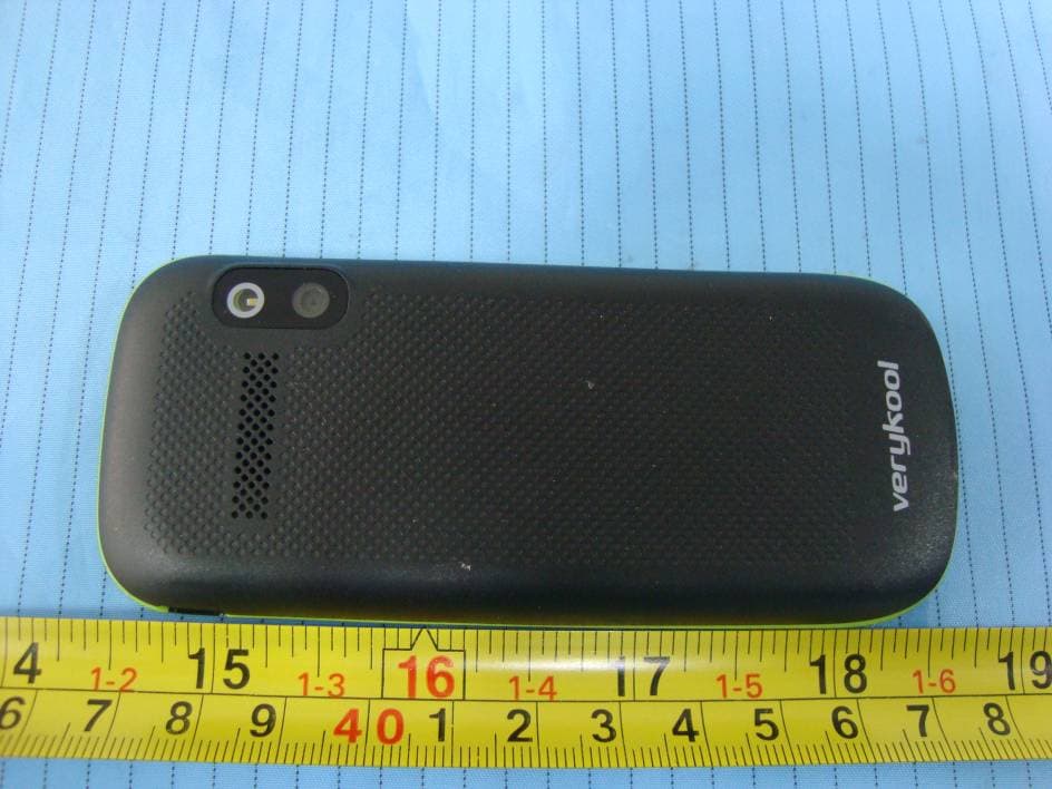 GSM Mobile Phone - FCC ID WA6I119D - VeryKool USA Inc