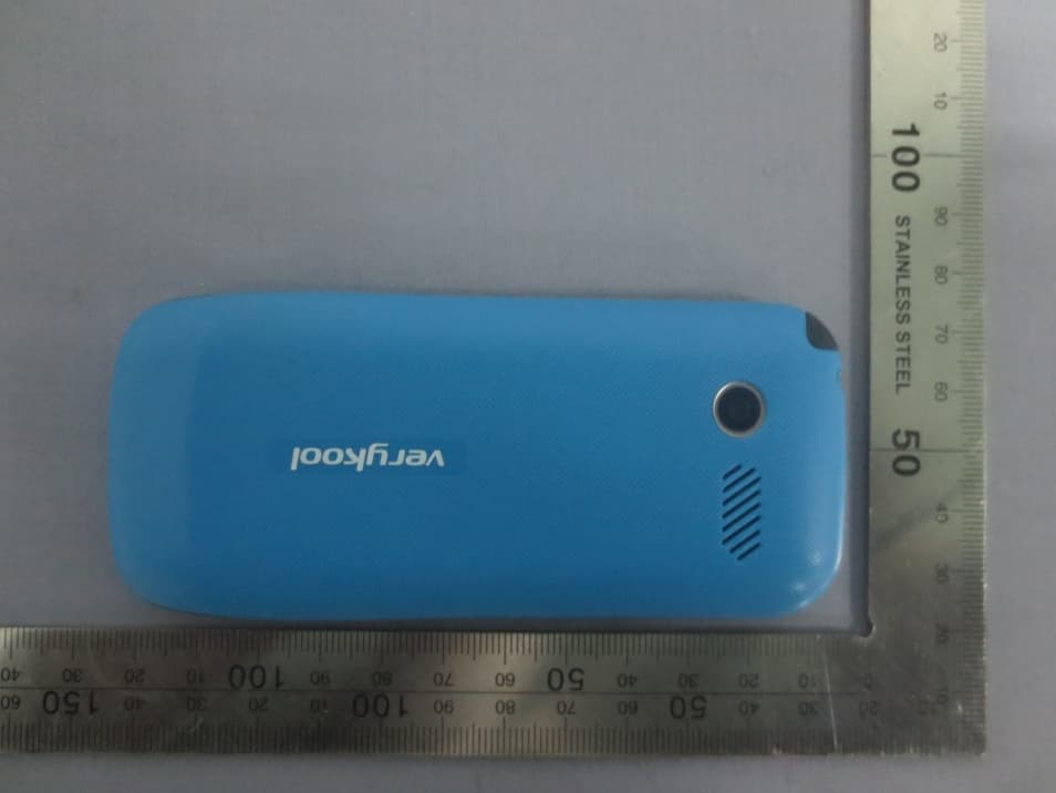 Mobile Phone - FCC ID WA6I240 - VeryKool USA Inc (5)