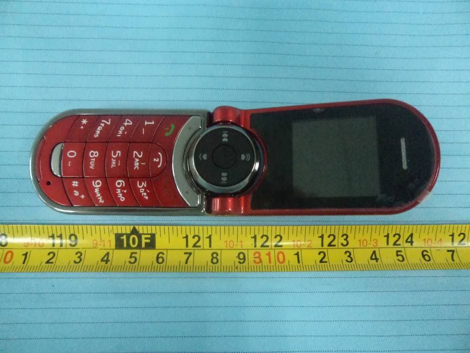 Mobile Phone - FCC ID WA6I315N - VeryKool USA Inc (1)