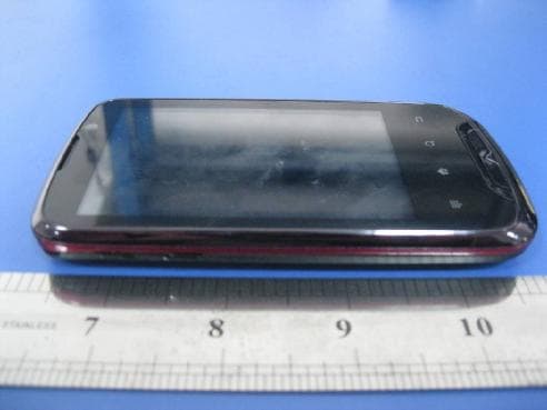 GSM/GPRS Tri-band Mobile Phone - FCC ID WA6R700 - VeryKool USA Inc (3)