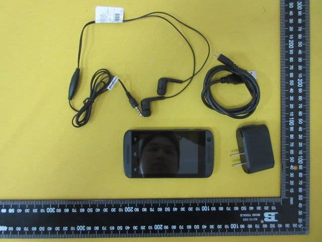 Mobile Phone - FCC ID WA6S3502 - VeryKool USA Inc