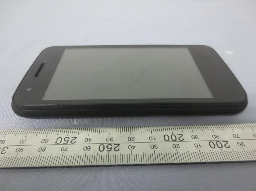 Mobile Phone - FCC ID WA6S4006 - VeryKool USA Inc (2)