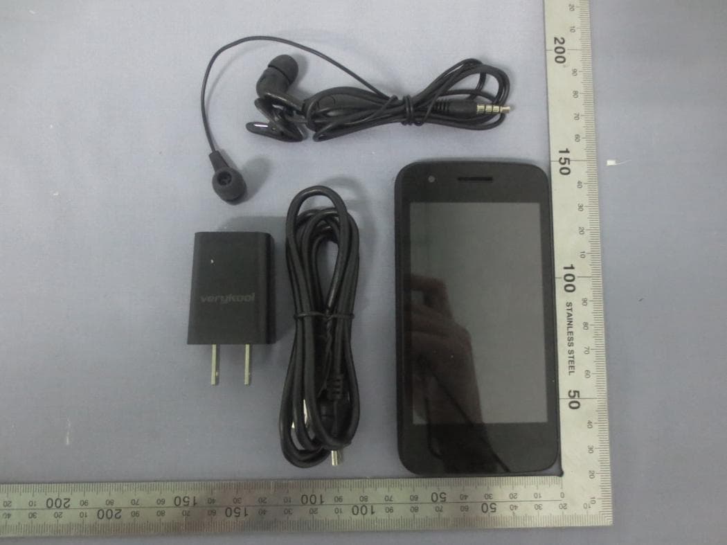 Mobile Phone - FCC ID WA6S4006 - VeryKool USA Inc (5)
