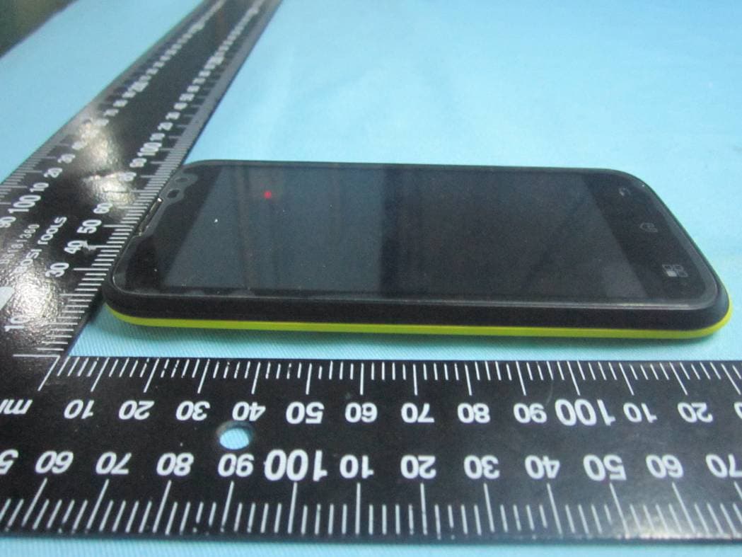 Mobile Phone - FCC ID WA6S4510 - VeryKool USA Inc (3)