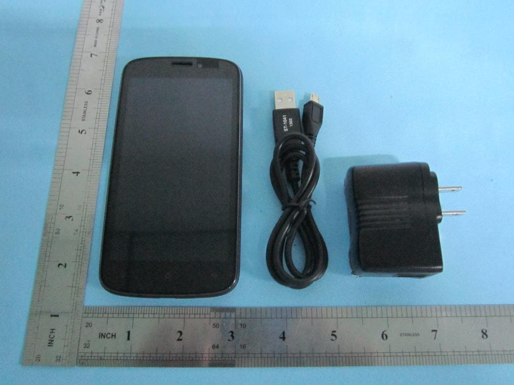 Mobile Phone - FCC ID WA6S470 - VeryKool USA Inc (1)