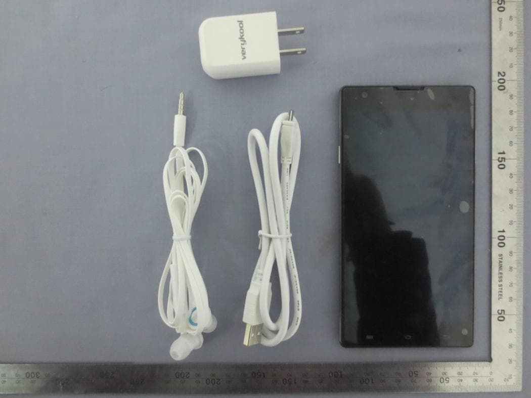 Smart Mobile Phone - FCC ID WA6S6001 - VeryKool USA Inc