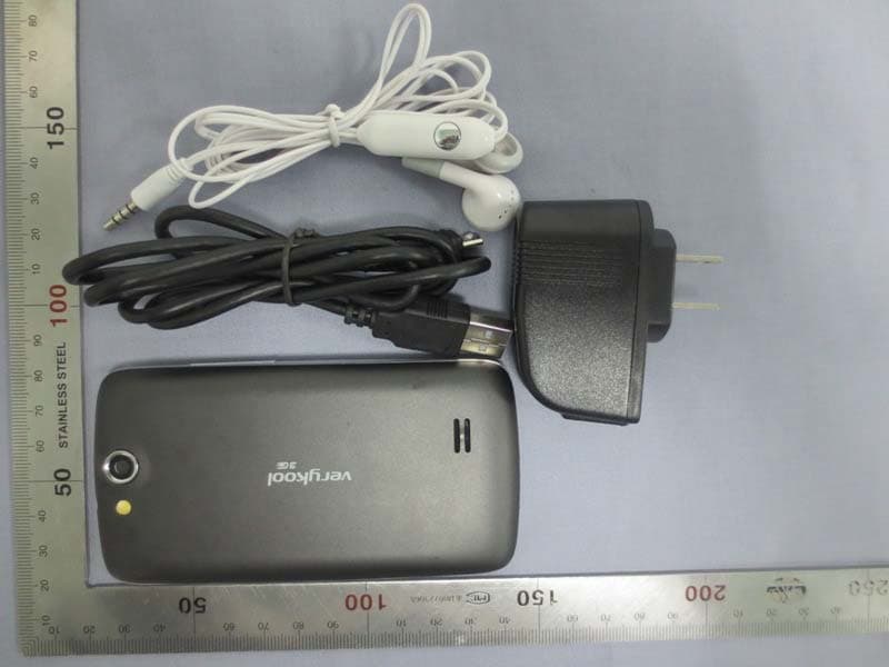 Mobile Phone - FCC ID WA6S732 - VeryKool USA Inc (5)