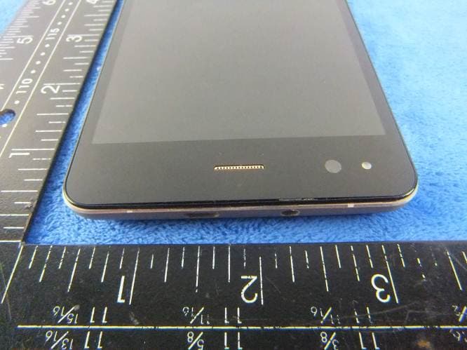 Mobile phone - FCC ID WA6SL5550 - VeryKool USA Inc (5)