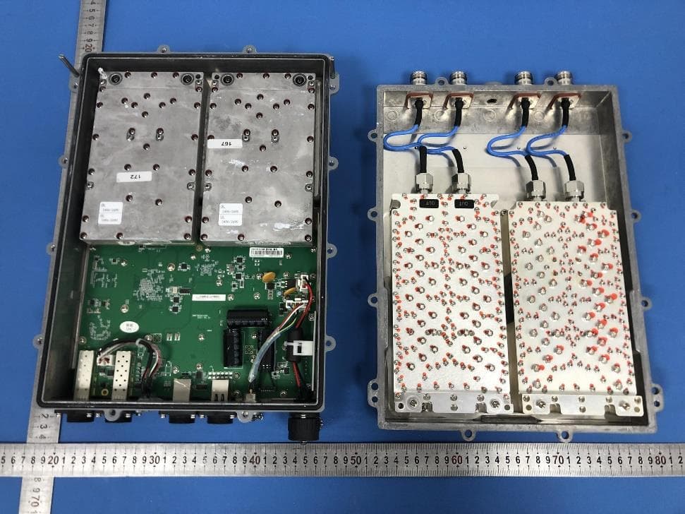 5G Integrated Base Station - FCC ID WBK-RU437041 - BTI Wireless (5)