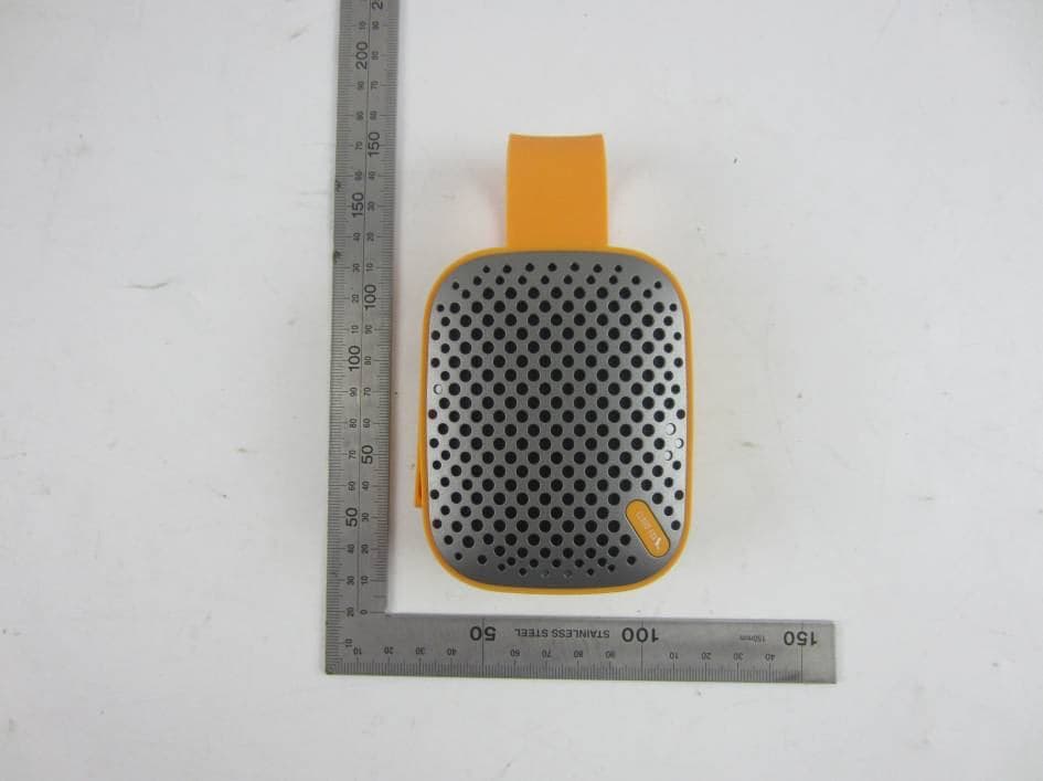 Wireless Portable Bluetooth Speaker - FCC ID WC2-CLOUDFOXB1 - Wonders Technology Co., Ltd.