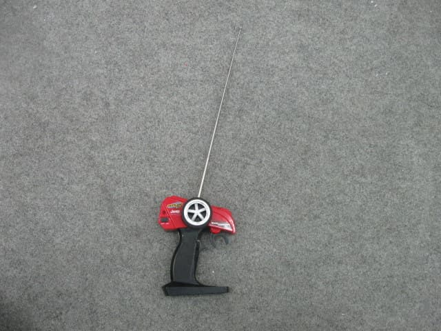 Remote Controller for Toy - FCC ID WFE60050-27 - PLAYMIND LTD. (2)