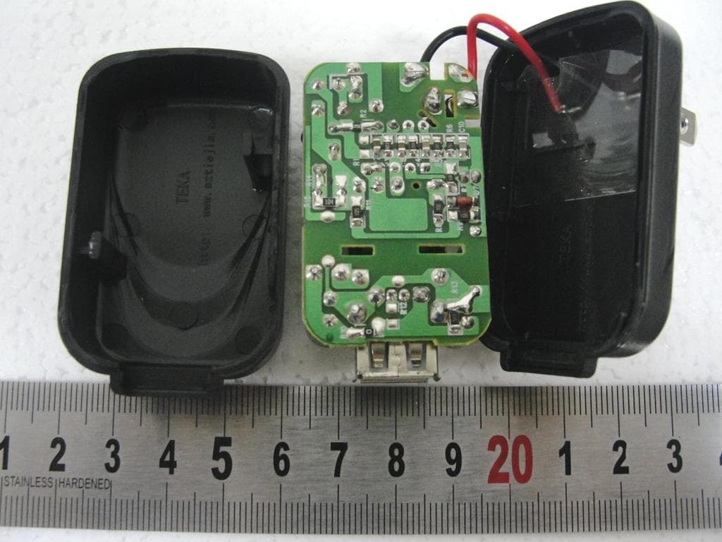 GPS TRACKER - FCC ID WFZGT100A - EU3C COMPANY LIMITED (1)