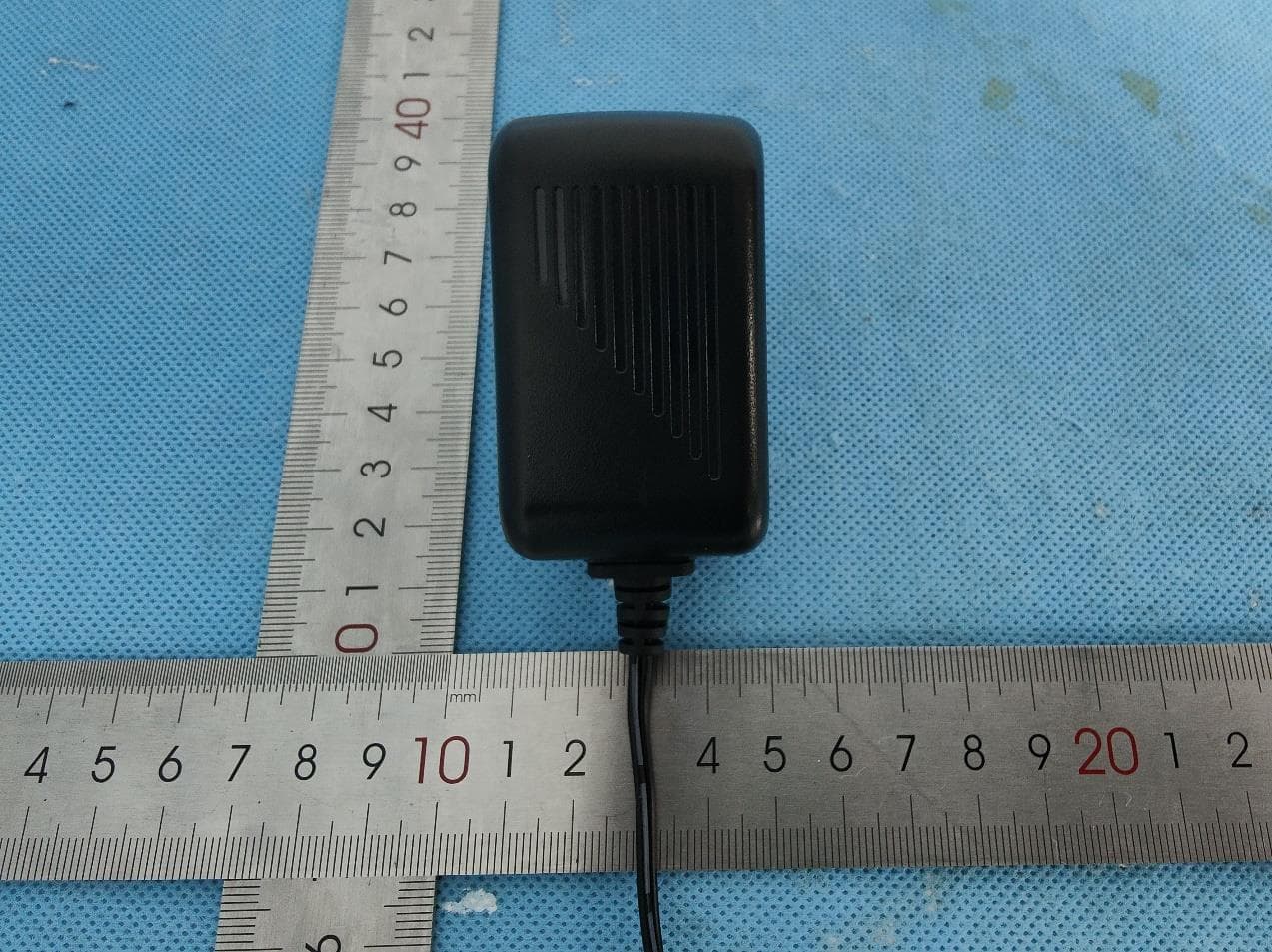 Digital Multimeter - FCC ID WIGDT9989 - SHENZHEN EVERBEST MACHINERY INDUSTRY CO.,LTD. (4)