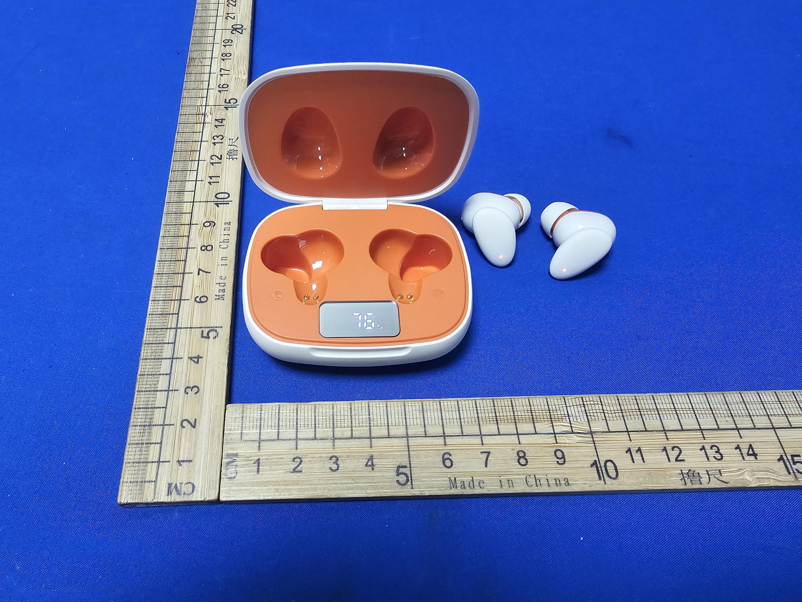 Wireless earbuds - FCC ID WJ5-ATBH-TW22 - Avantronics Limited