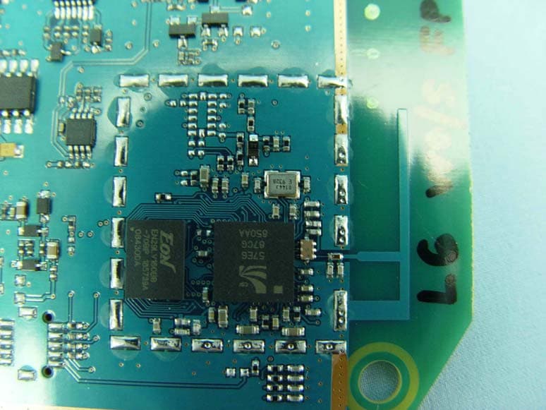 Bluetooth Display Car Kit NCKI-4 & NCKI-2 - FCC ID WJLNCUN-4 - Molex CVS Bochum GmbH (5)