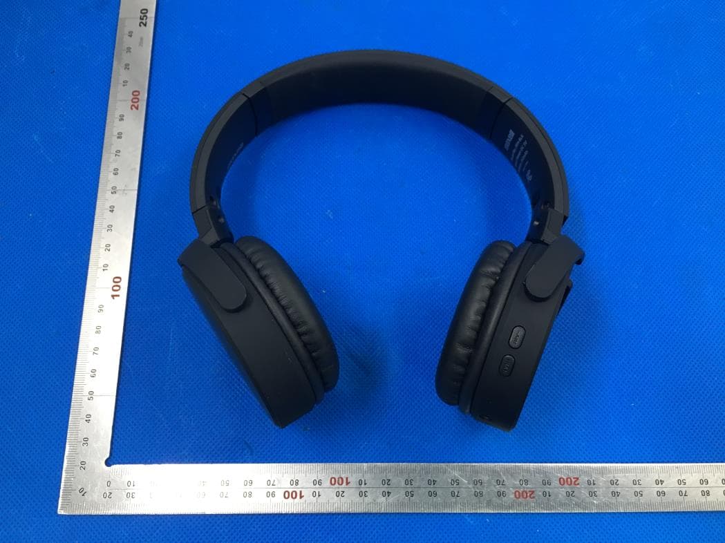 Jelleez Wireless Headphones- Black - FCC ID WKA198100 - MAXELL CORPORATION OF AMERICA (2)