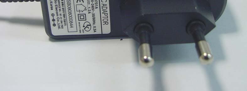 PART15 SPREAD SPECTRUM TRANSMITTER (AUDIO DONGLE) - FCC ID WM5UD-3000TV - UNEEDS Commerce Co.,Ltd. (4)