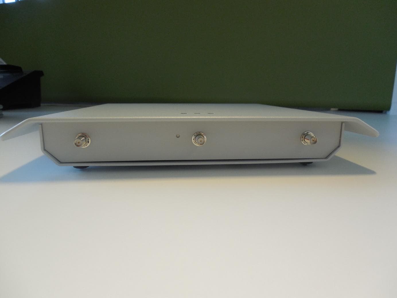 Wireless Conference System (delegated unit) - FCC ID WM7CONFIDEAWCAPG3 - Televic NV (4)