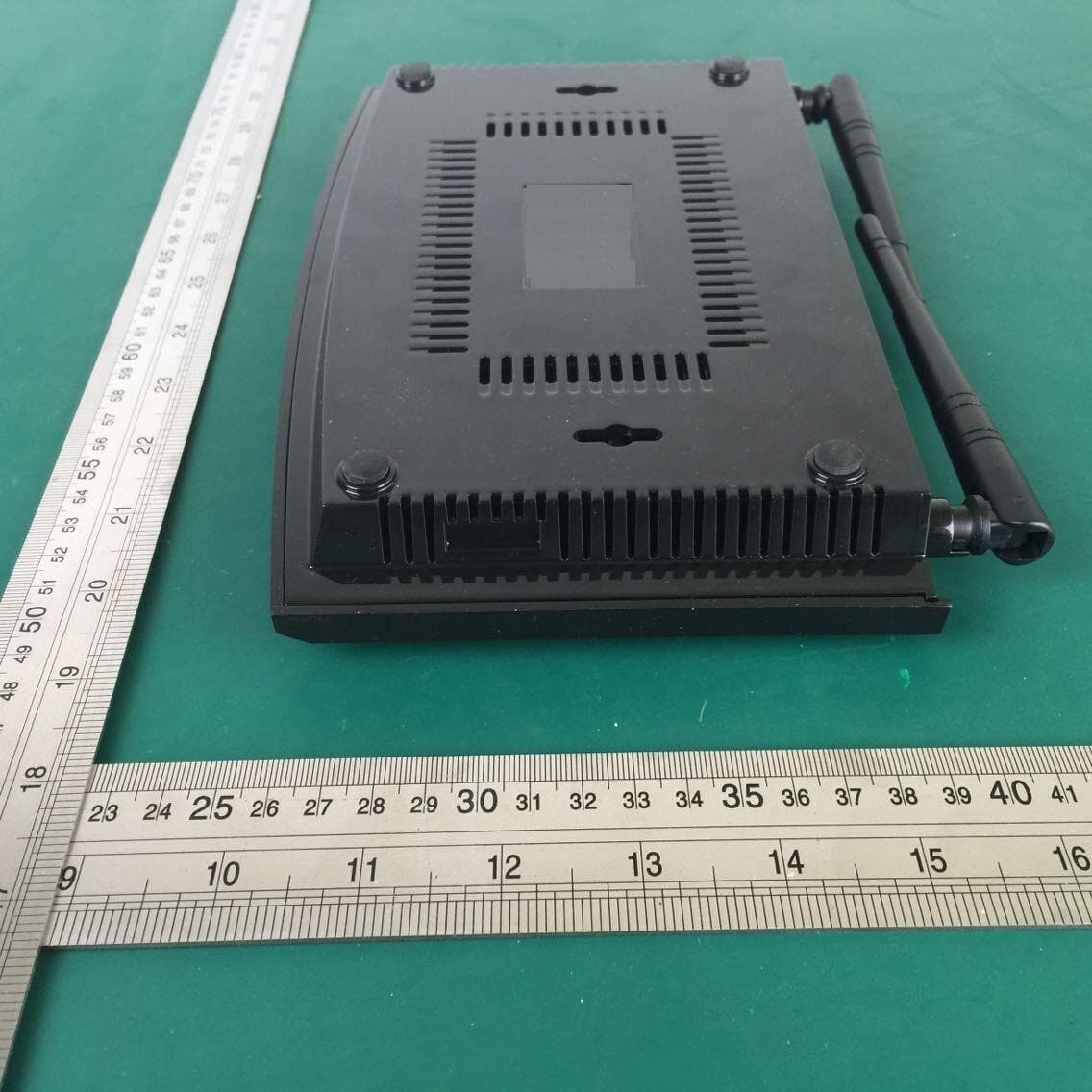 WiFi/Zigbee Gateway - FCC ID WMXGWZ2100 - Sensing Tek Co., Ltd.
