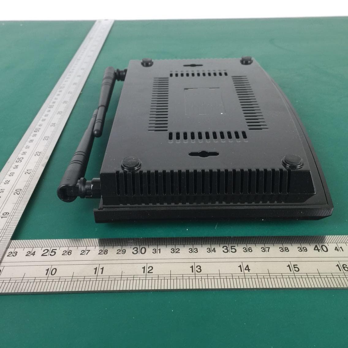 WiFi/Zigbee Gateway - FCC ID WMXGWZ2100 - Sensing Tek Co., Ltd. (4)
