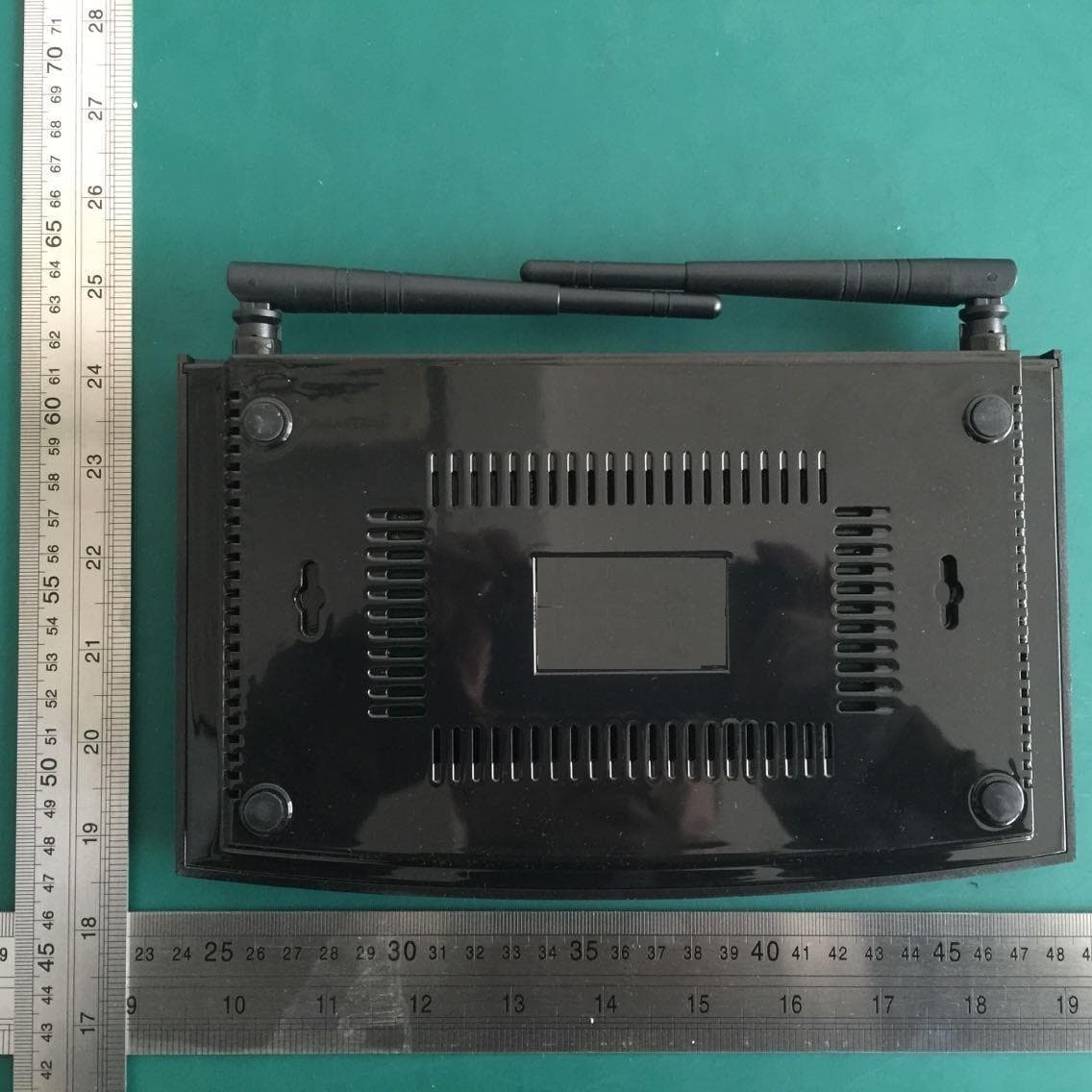WiFi/Zigbee Gateway - FCC ID WMXGWZ2100 - Sensing Tek Co., Ltd. (2)
