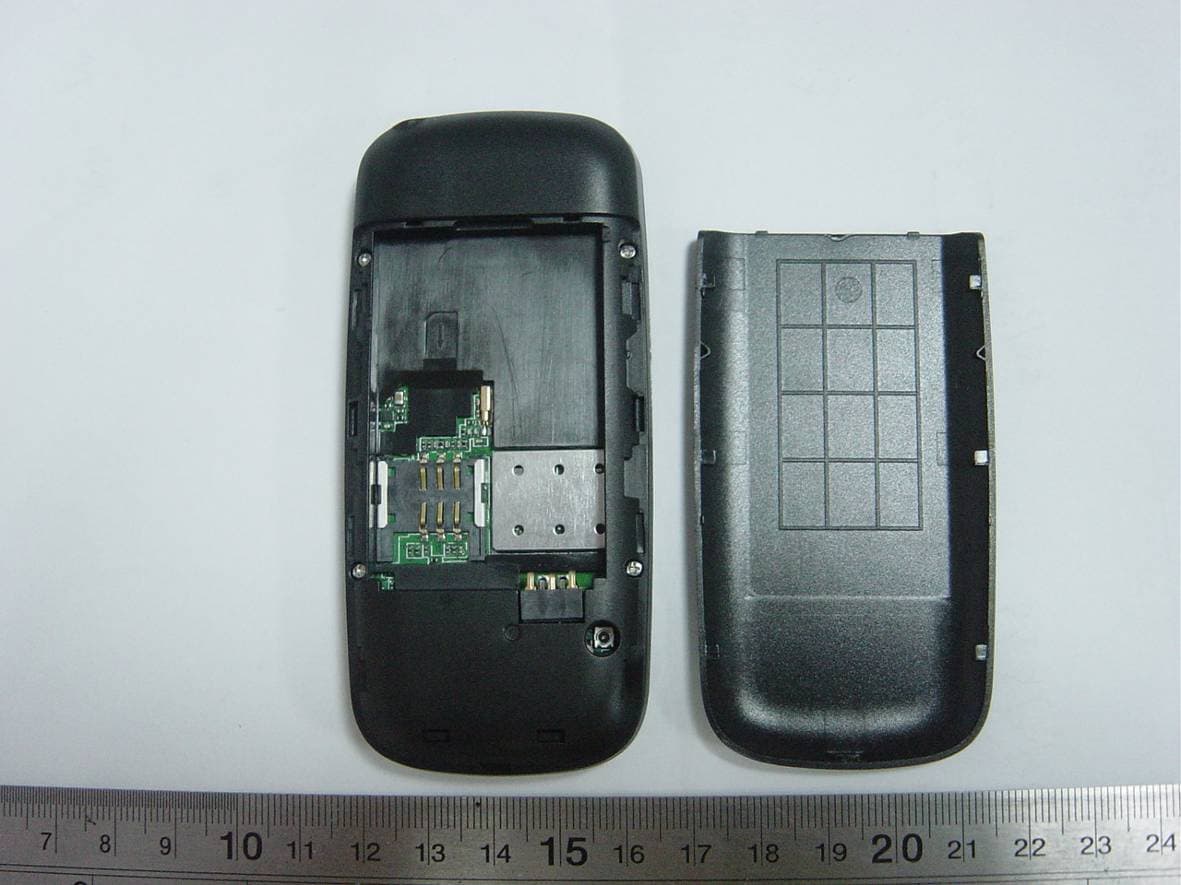 GSM  Mobile Phone - FCC ID WNKUMEOX-ZU - UMEOX MOBILE LIMITED